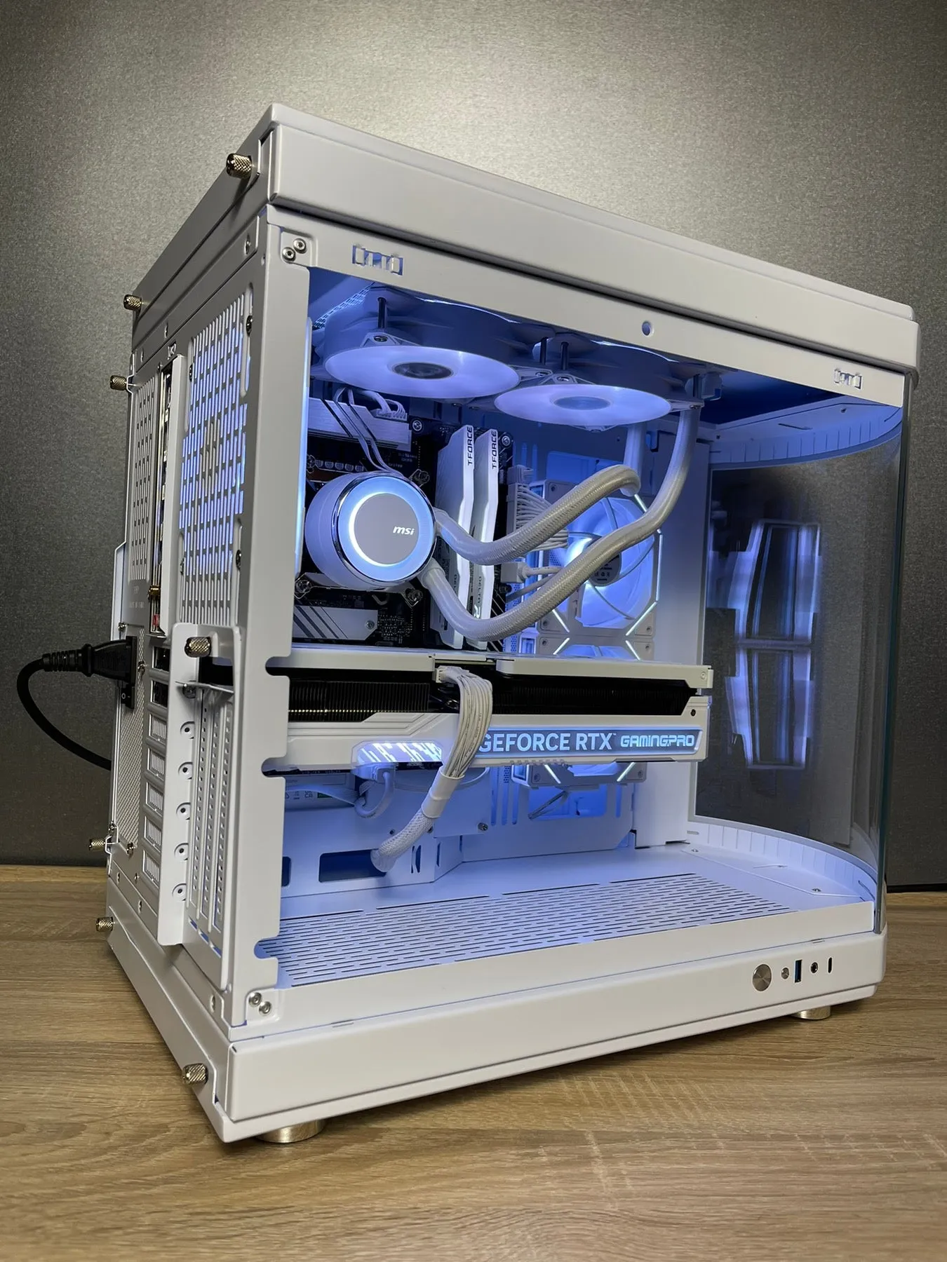 AsiaHorse PC Case TM Pro White