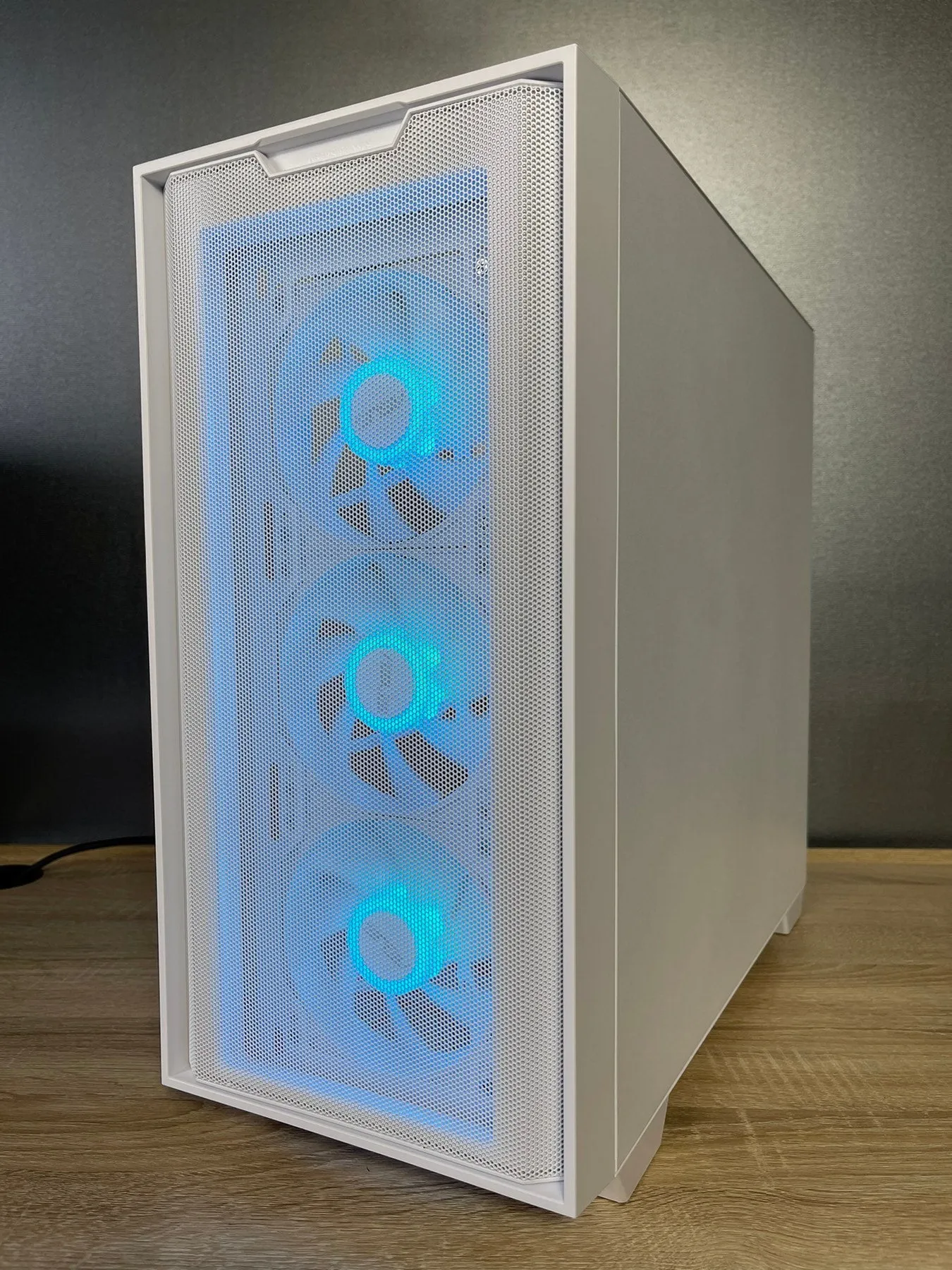 Asus PC Case A21 Plus ARGB White