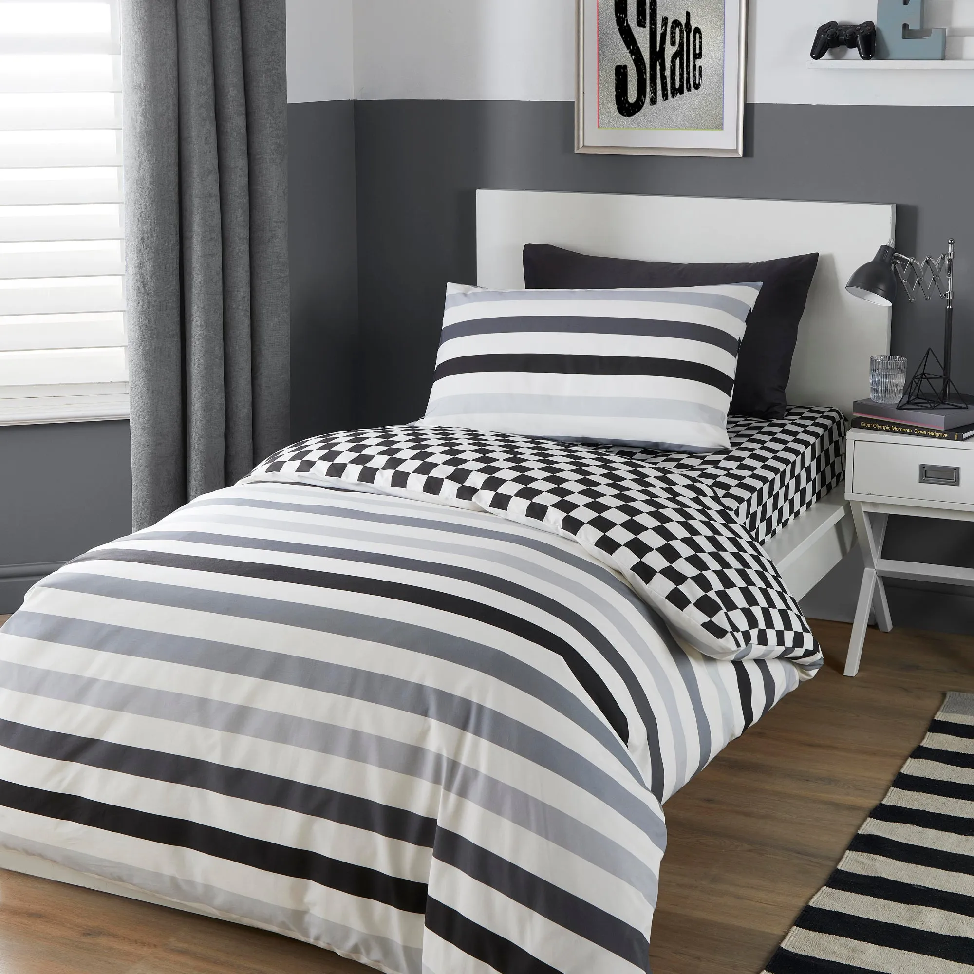 Beckett Stripe Duvet Cover Set by Bedlam in Monochrome