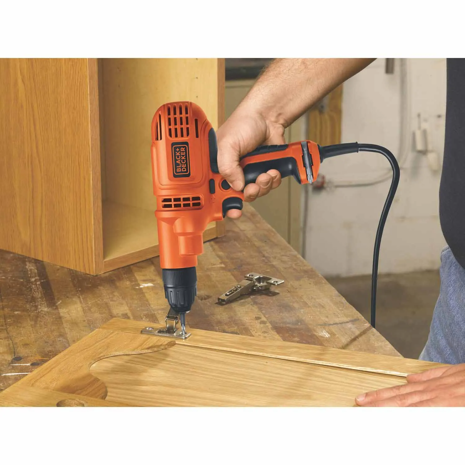 Black & Decker DR260C 5.5 Amp 3/8-in Drill/Driver (DR260C)