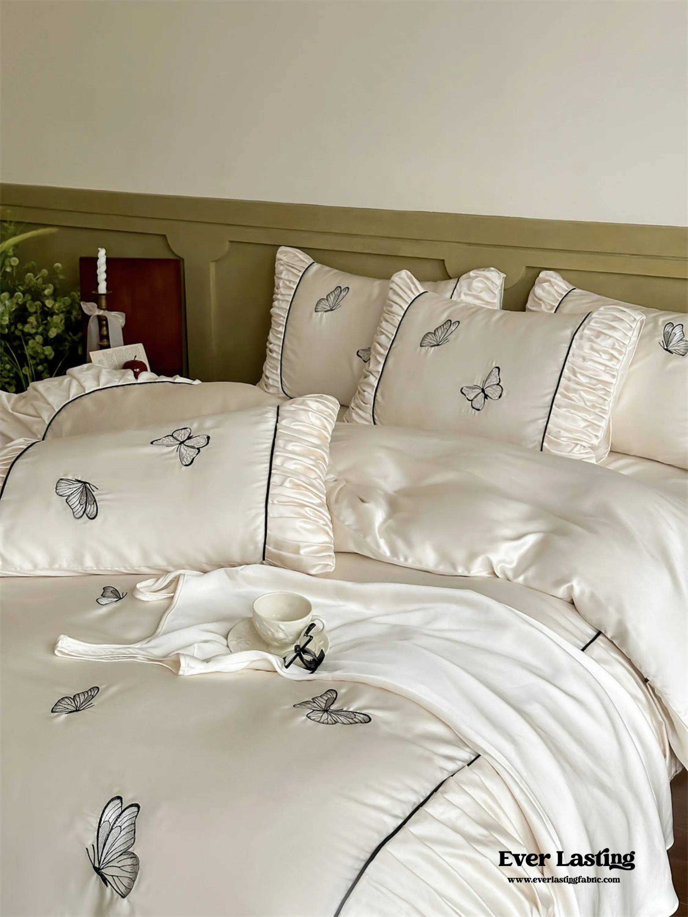 Butterfly Embroidered Ruffle Bedding Set