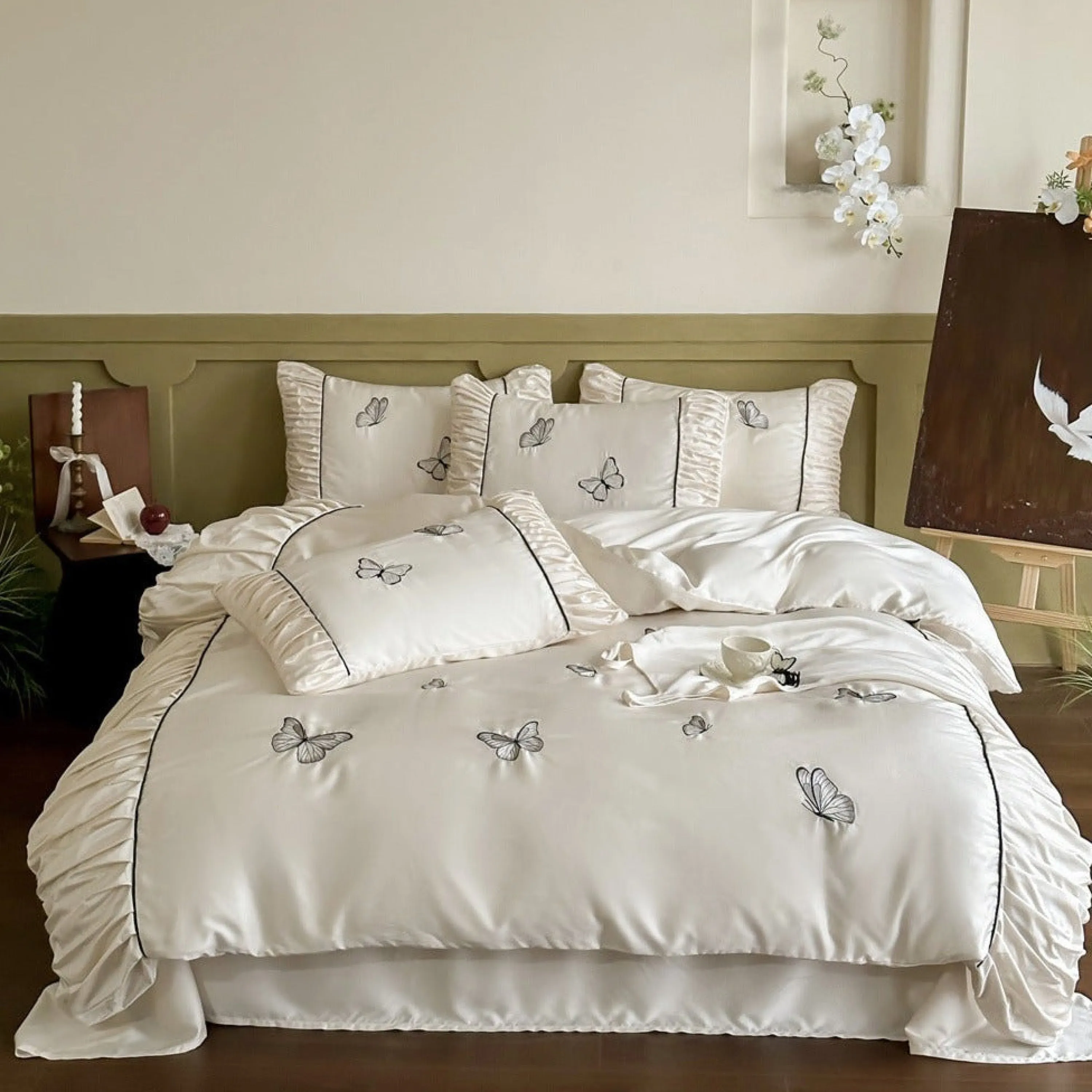 Butterfly Embroidered Ruffle Bedding Set