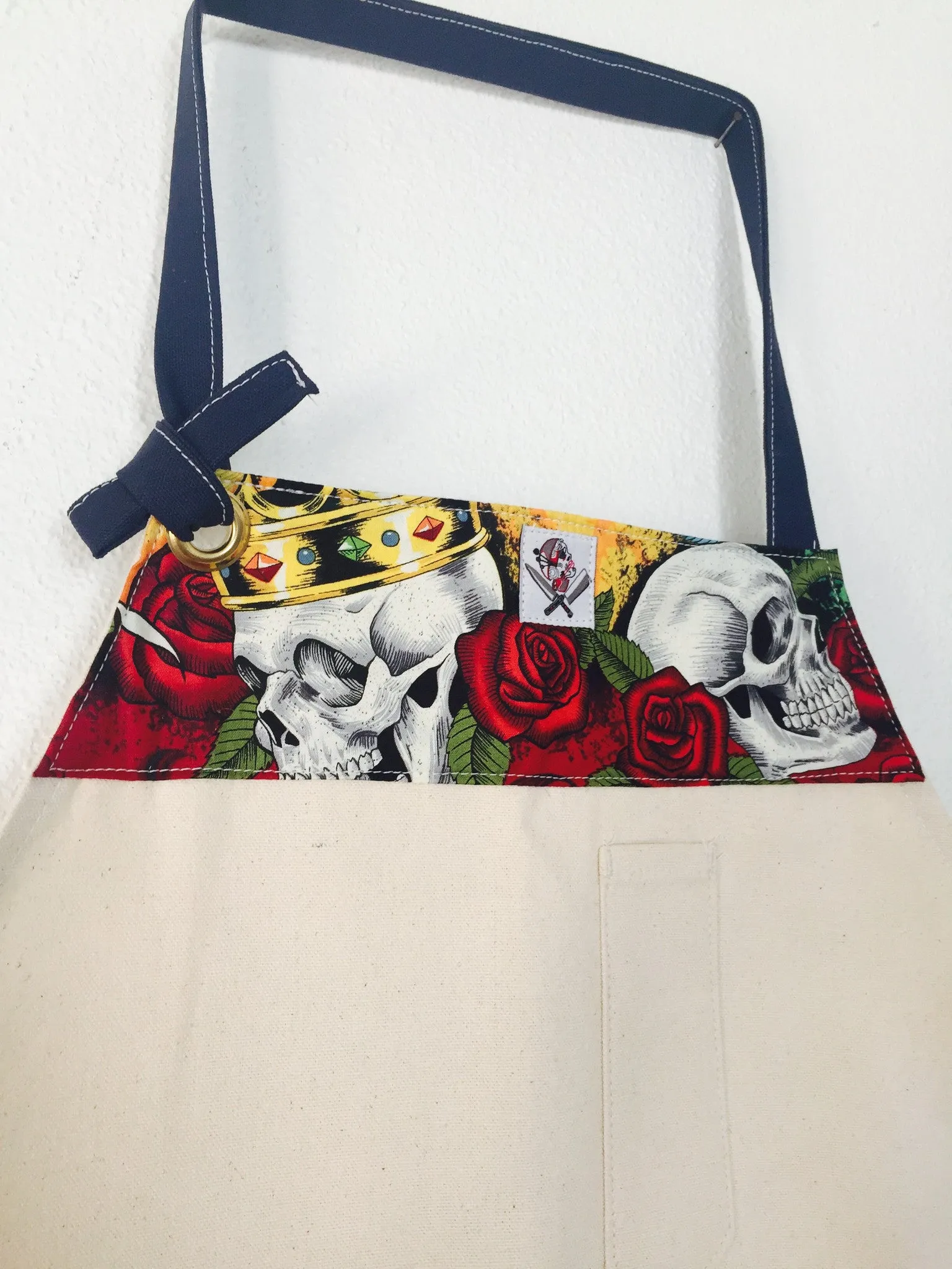 Calavera cream apron