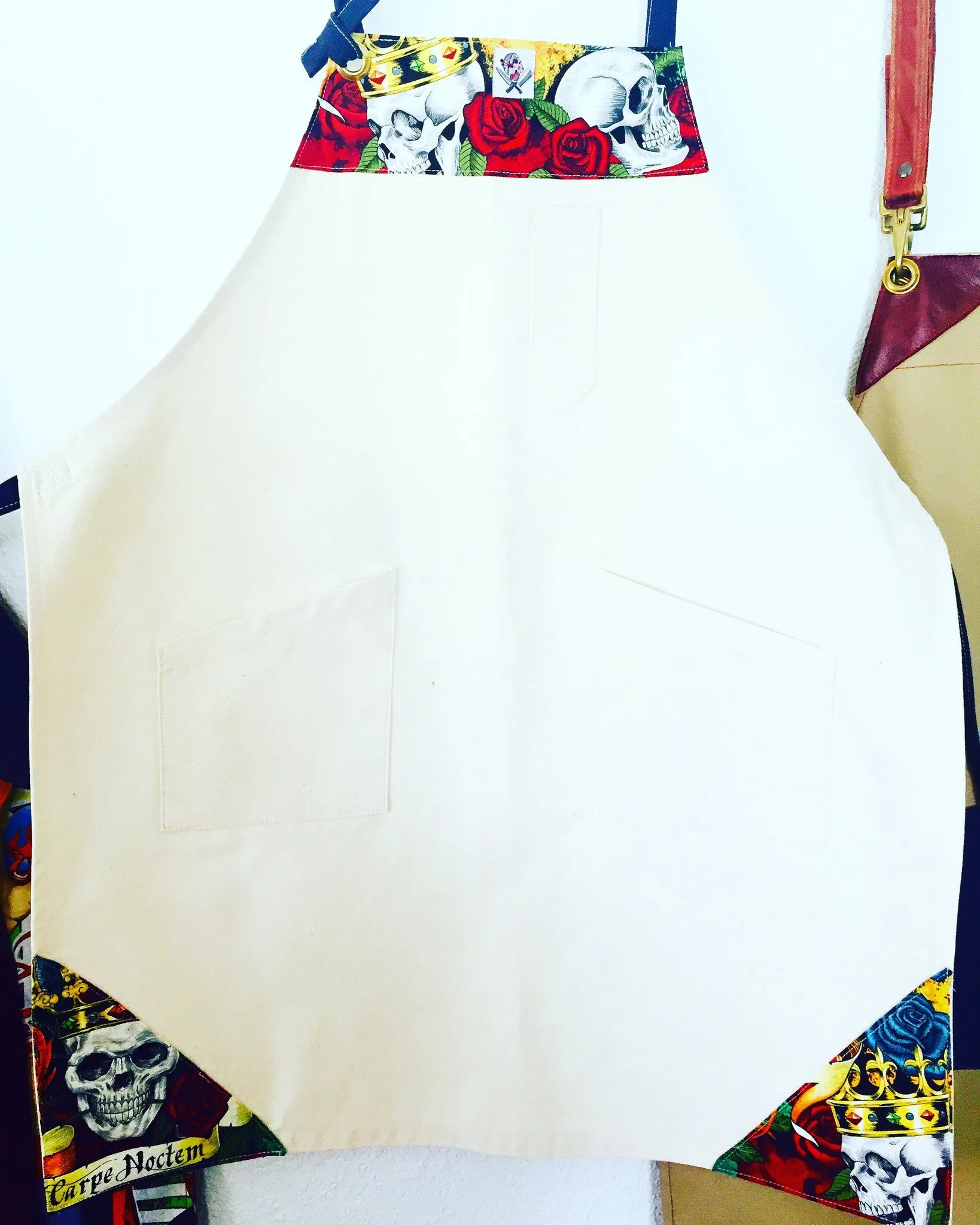 Calavera cream apron