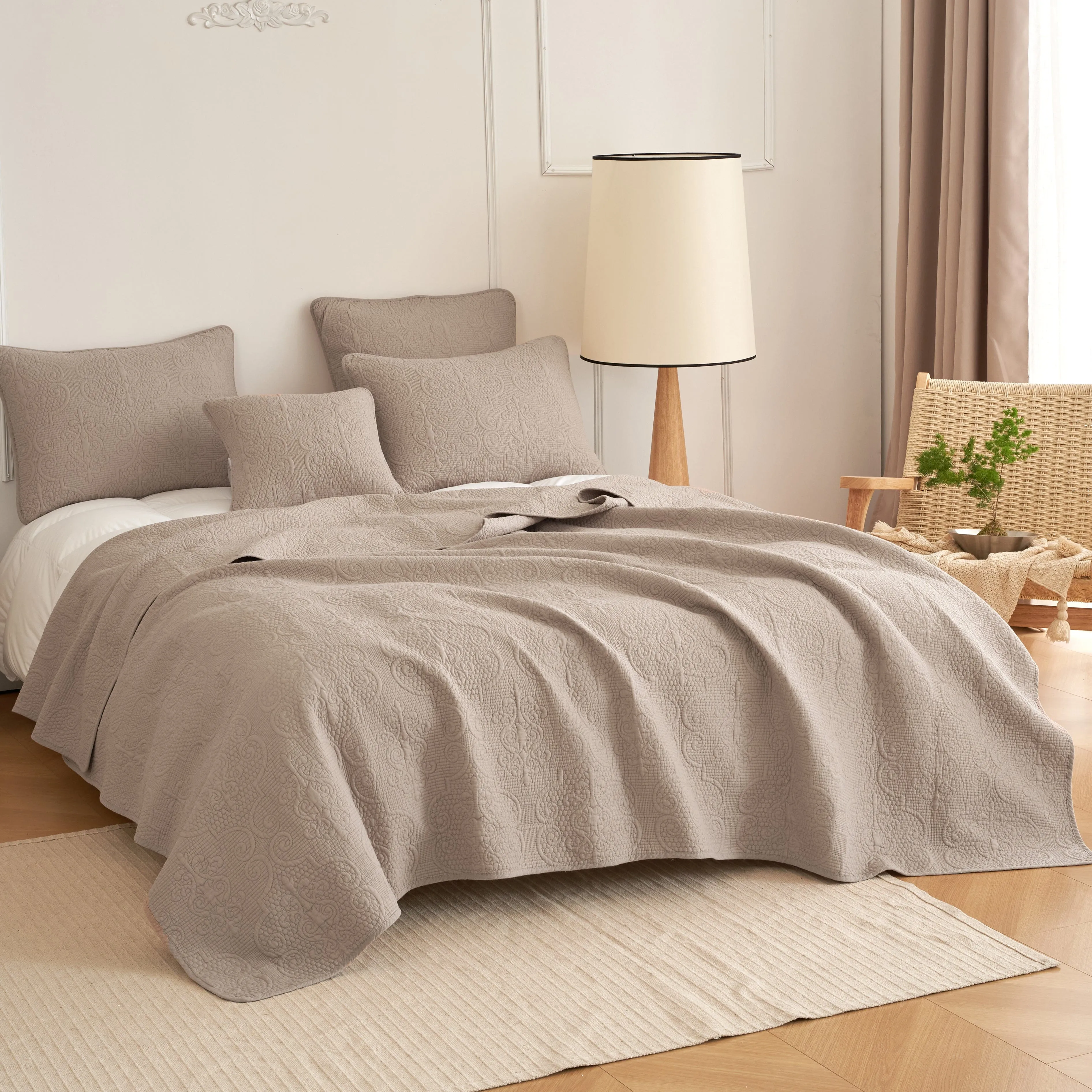 DaDa Bedding Neutral Taupe Beige Sandy Elegant Matelasse Cotton Quilted Bedspread Set (JHW-585)