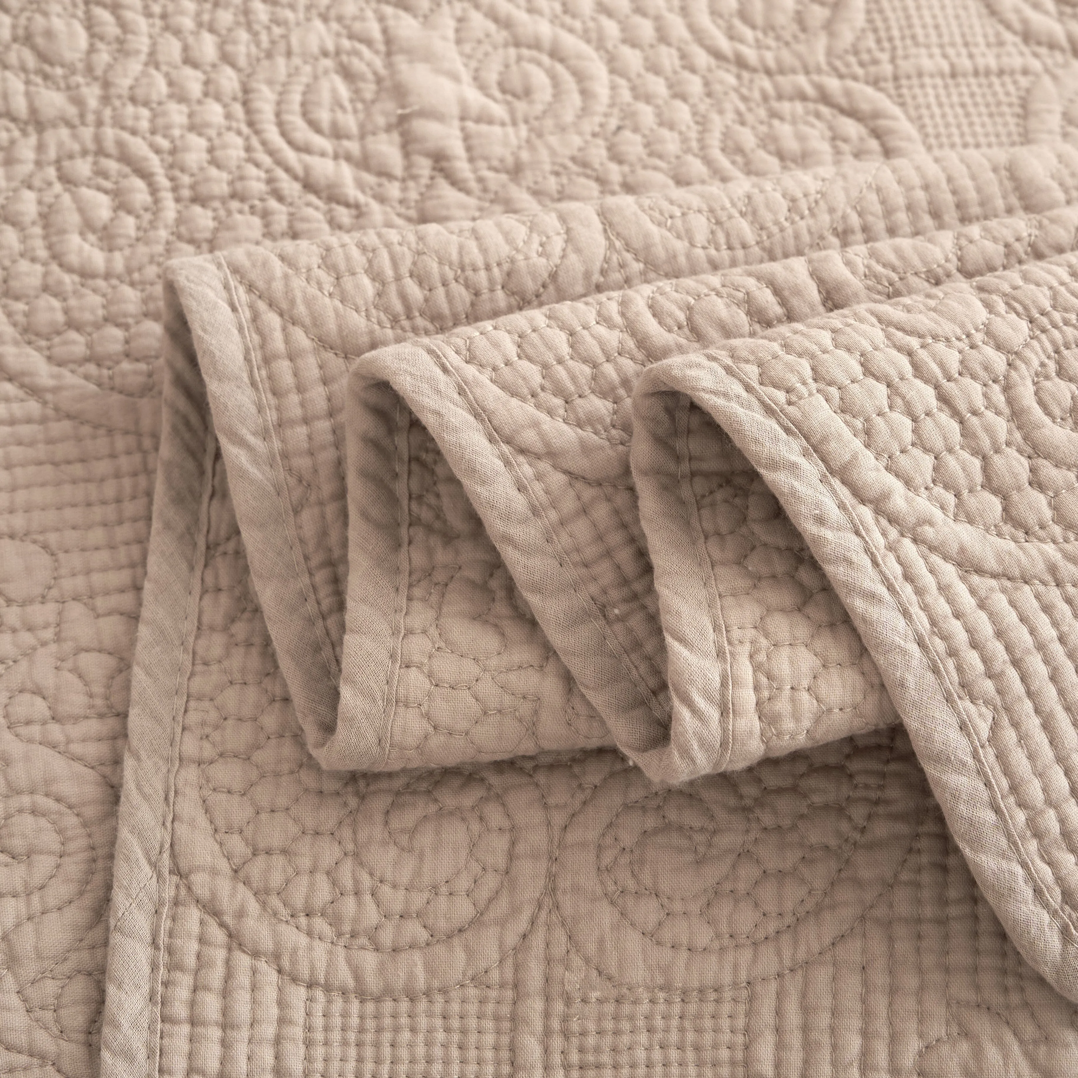 DaDa Bedding Neutral Taupe Beige Sandy Elegant Matelasse Cotton Quilted Bedspread Set (JHW-585)