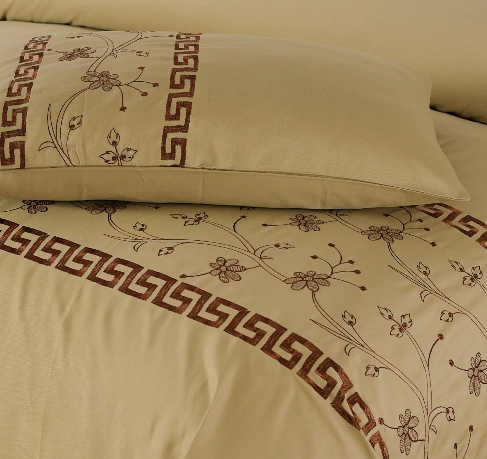 Grace D979-Embroidered PC Cotton King Size Bedsheet with 2 Pillow Covers.