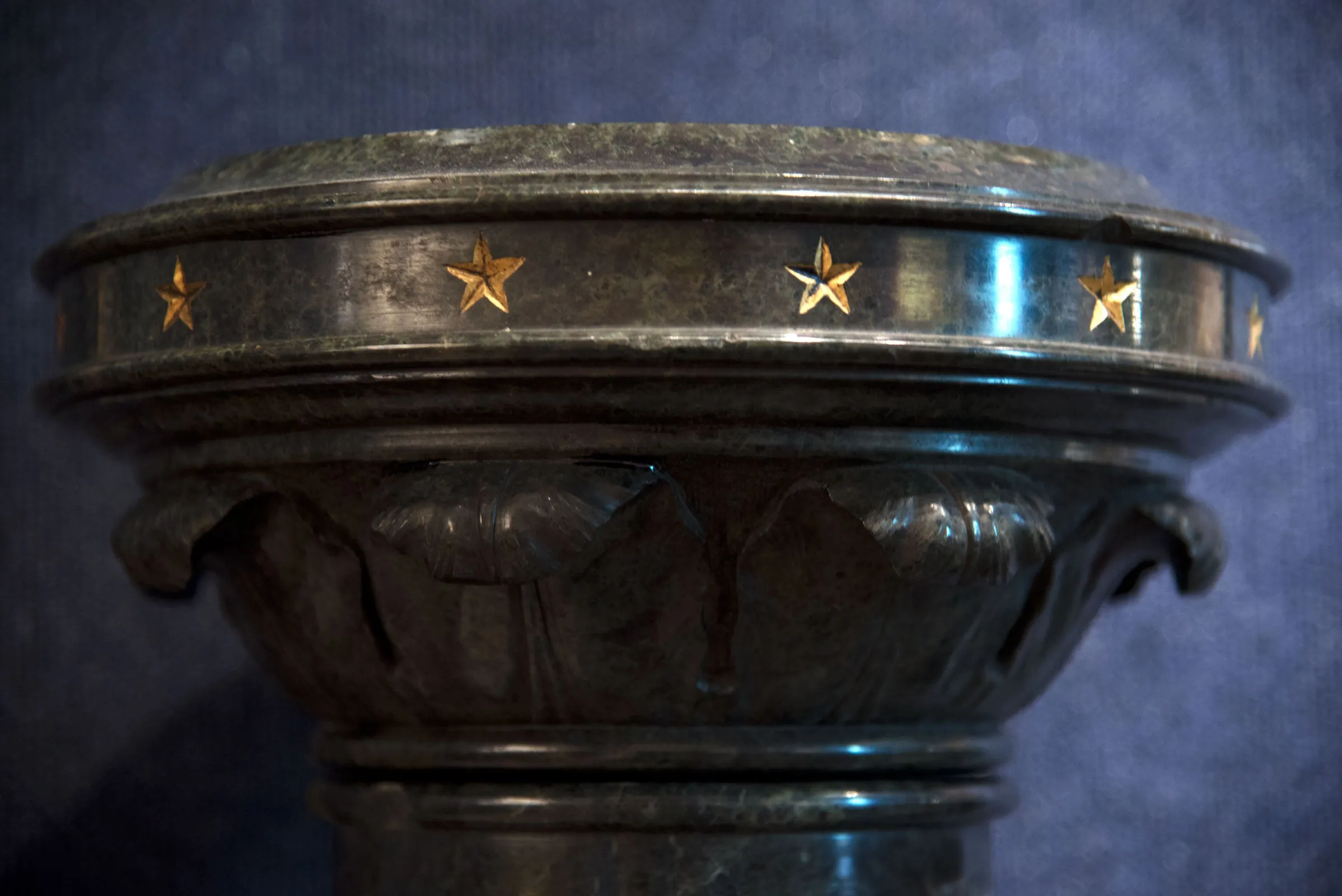 Green Marble and Gilt Americana Pedestal