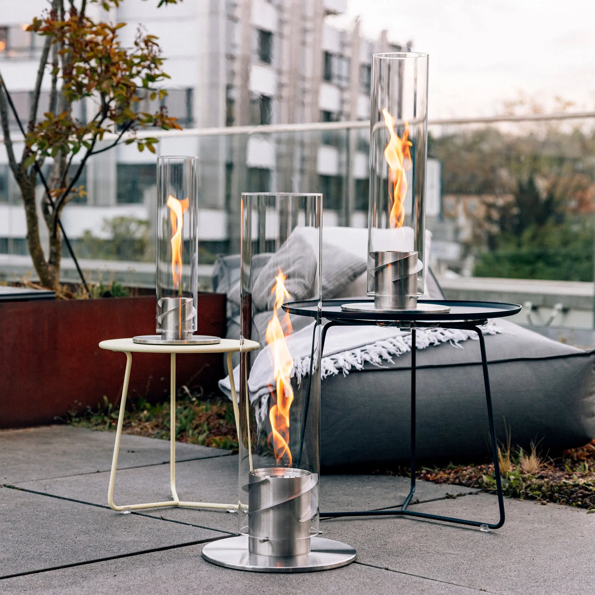 Höfats SPIN 1500 Tabletop Fireplace Silver