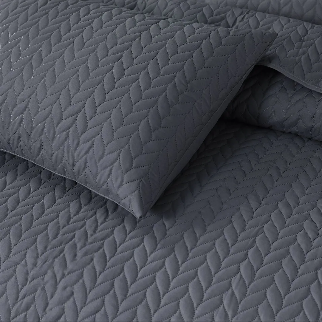 Opus Leaf Pinsonic Duvet Set - Charcoal