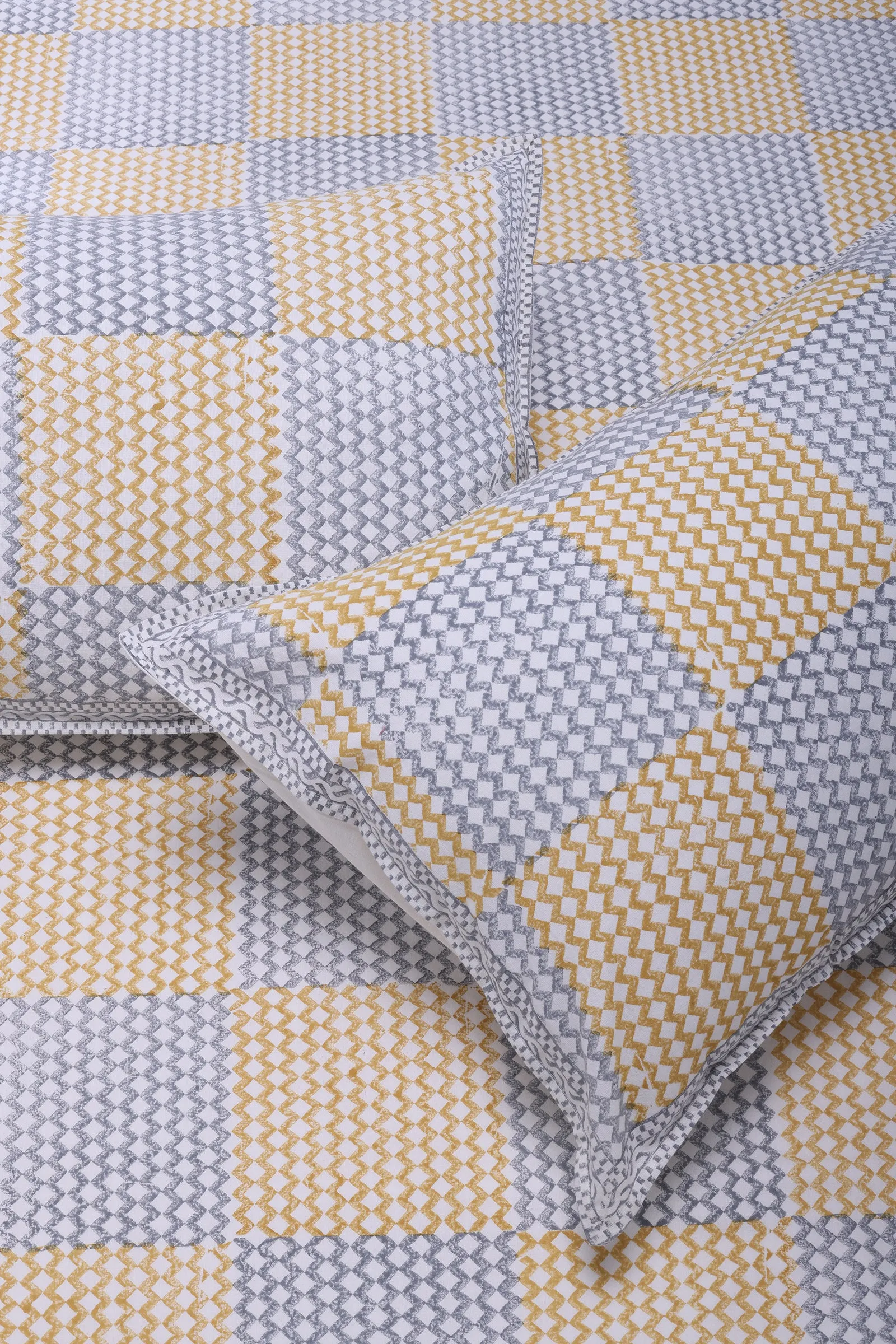 Parvati Chevron Yellow Cotton Percale Bedsheet