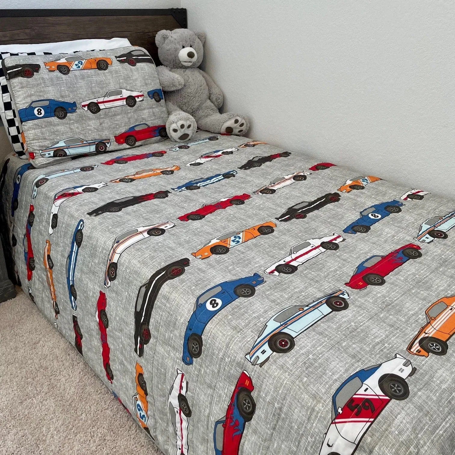 Race Cars Reversible Quilt Set   Sheet Set Combo