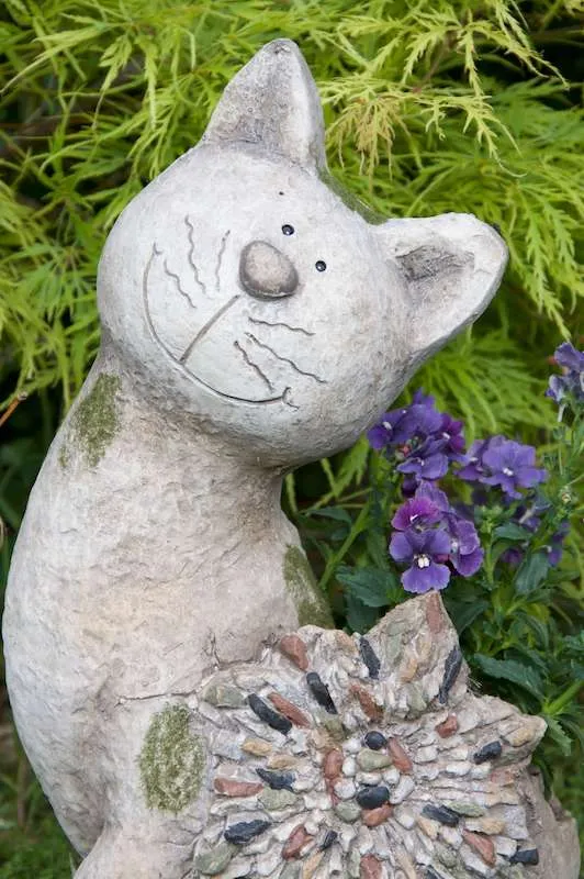 Sitting Cat Pebble Planter