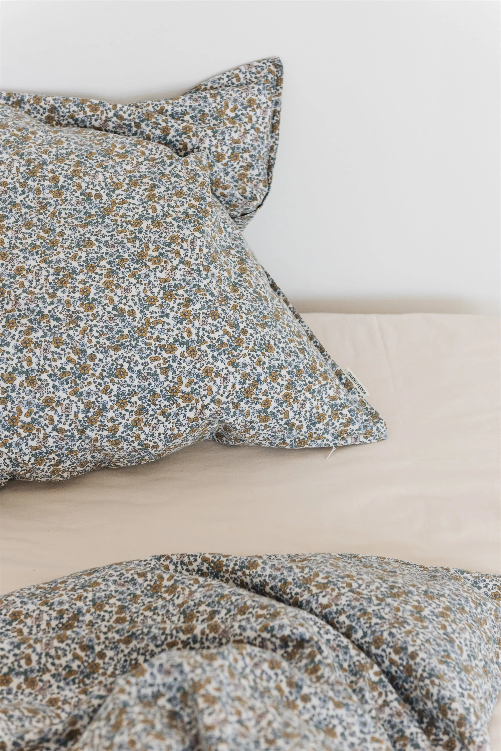 STUDIO FEDER JUNIOR BEDDING - FLORAL VINTAGE 100 X 140CM