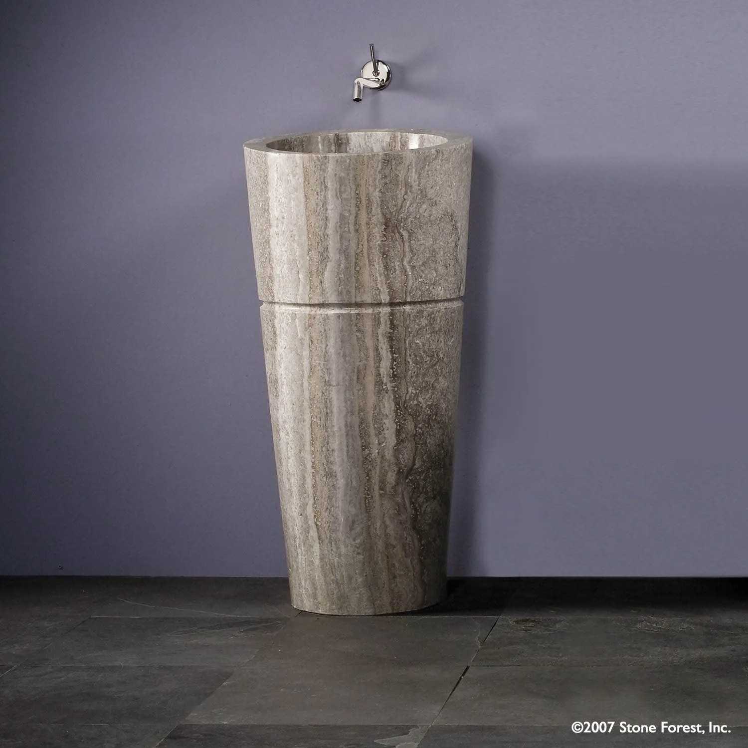 Veneto Pedestal Sink