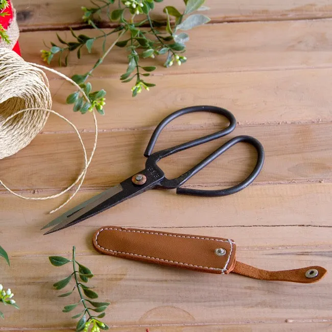 Vintage Florist / Craft Black Scissors with Pouch (21.5cm)