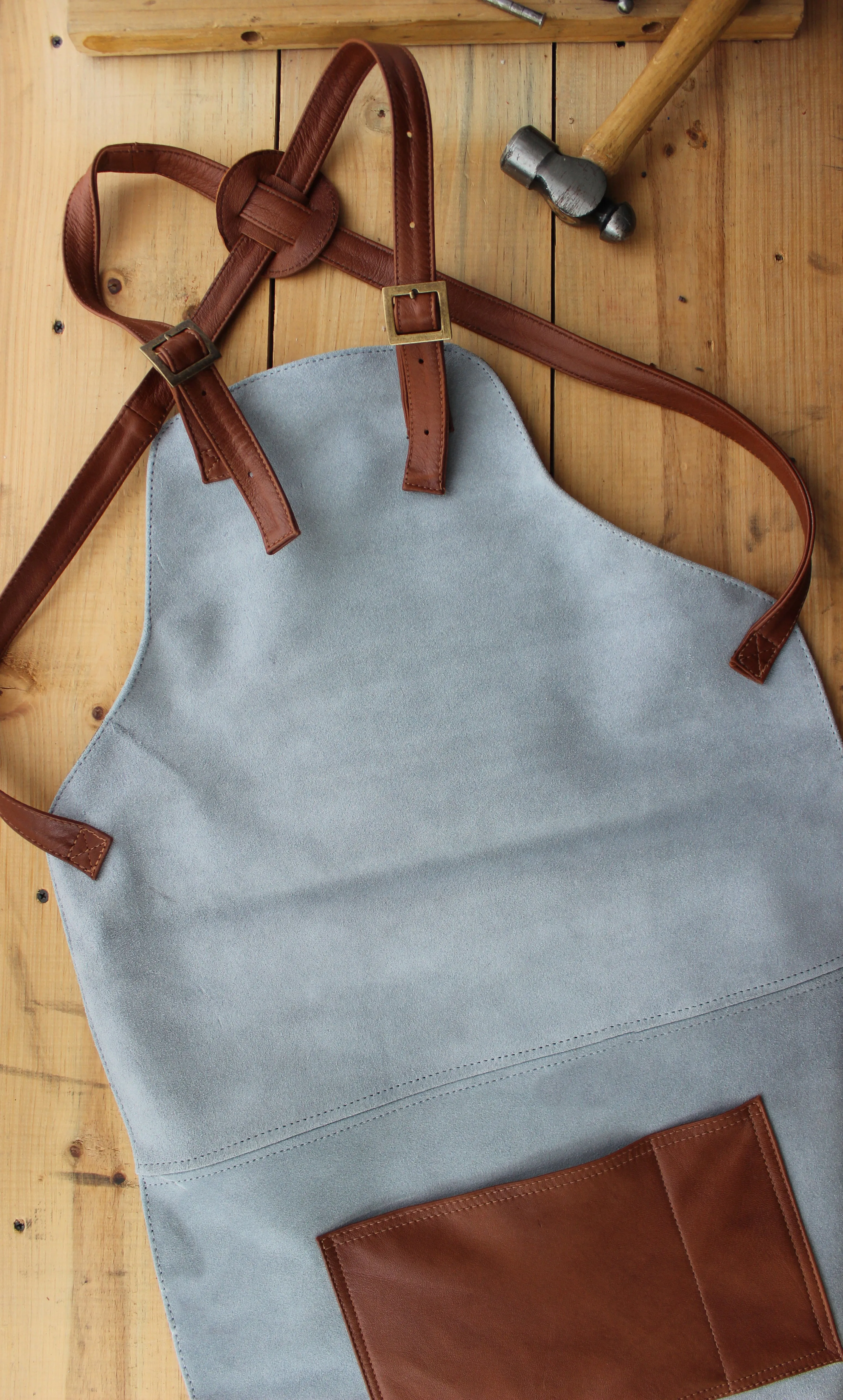 Wok Thick Suede Apron with Leather Straps - Light Gray and Brown